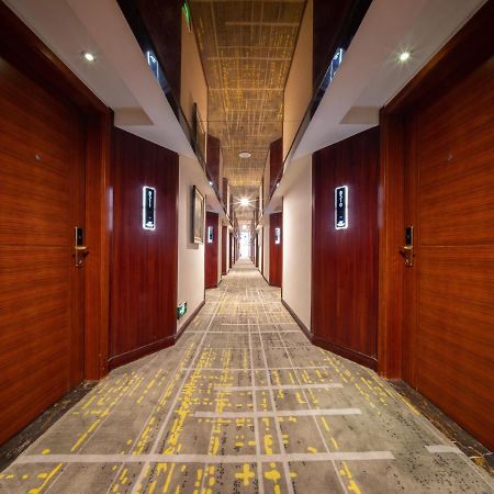Lingshang Hotel I-wu Exteriér fotografie